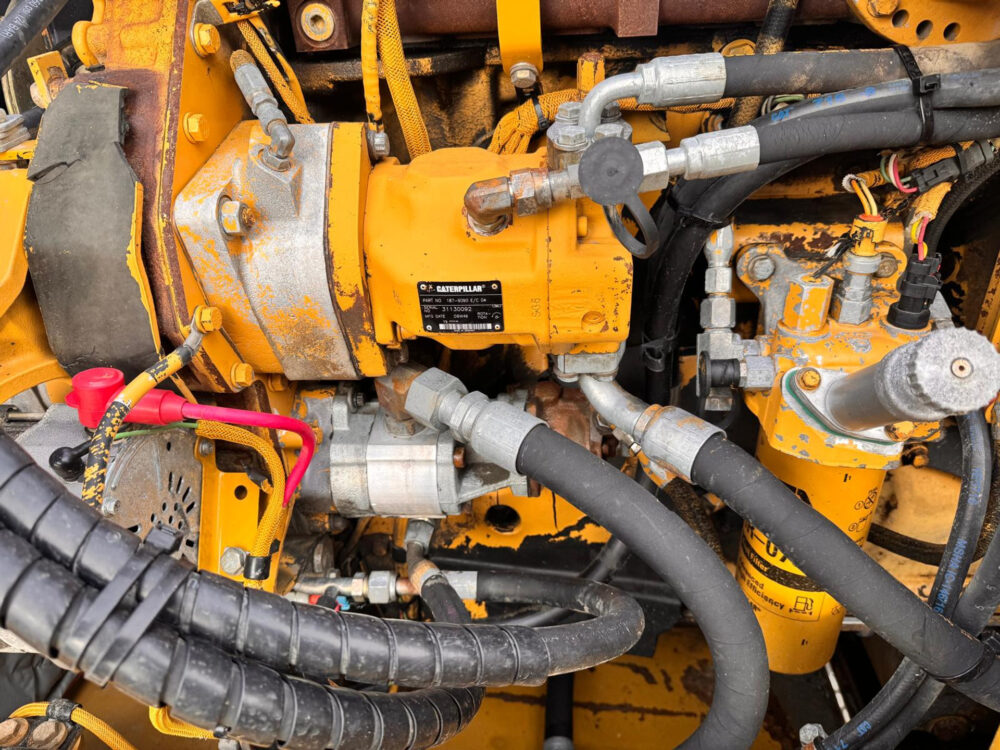 Caterpillar 740 knikdumper