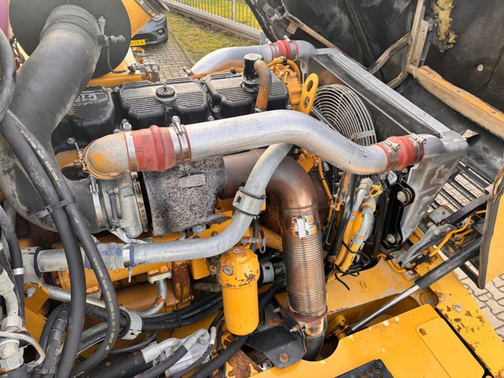 Caterpillar 740 knikdumper