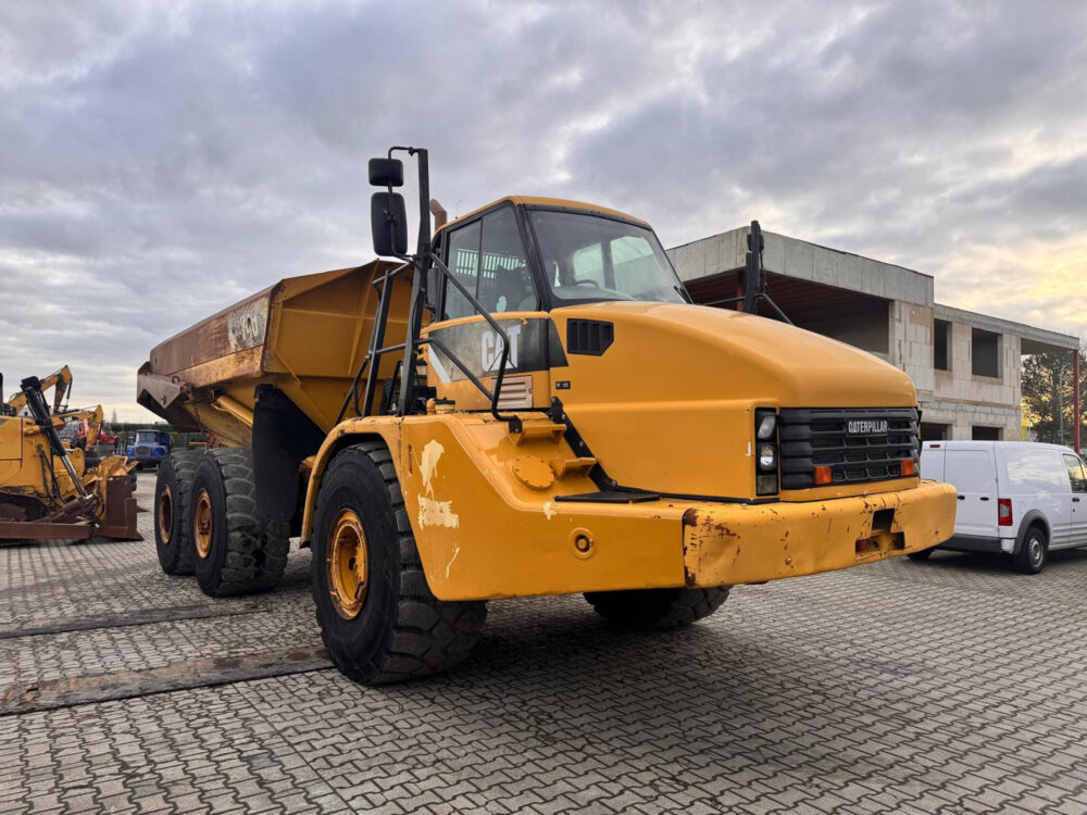 Caterpillar 740 knikdumper