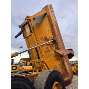 Caterpillar 740 knikdumper