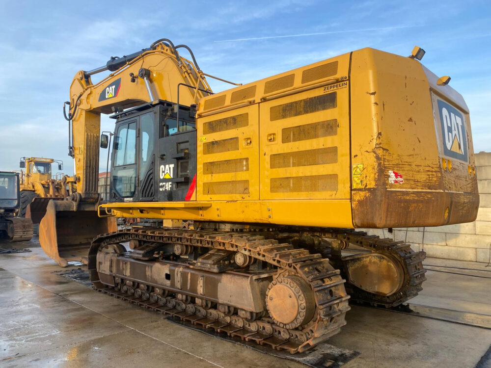 Caterpillar 374F L rupsgraafmachine