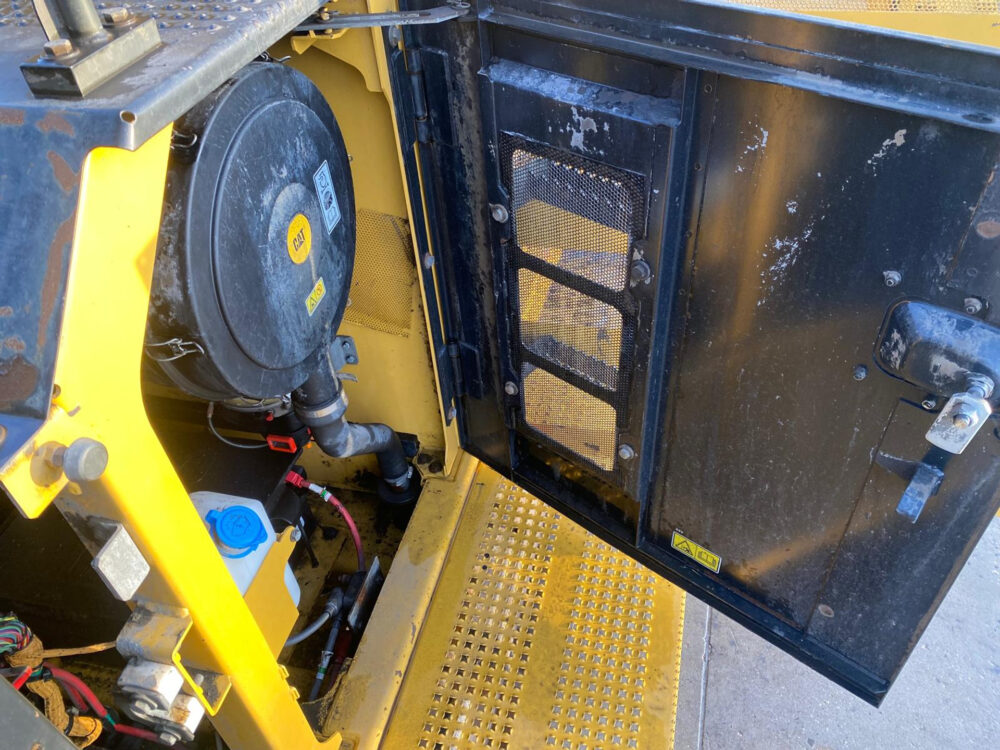 Caterpillar 374F L rupsgraafmachine