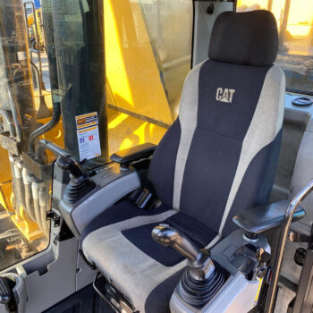 Caterpillar 374F L rupsgraafmachine