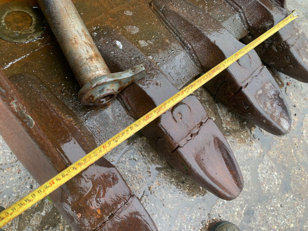 Leibherr Sleuvenbak 800mm Liebherr SWA48