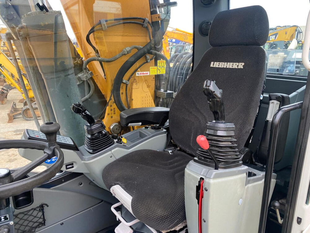 Liebherr A920 mobiele graafmachine