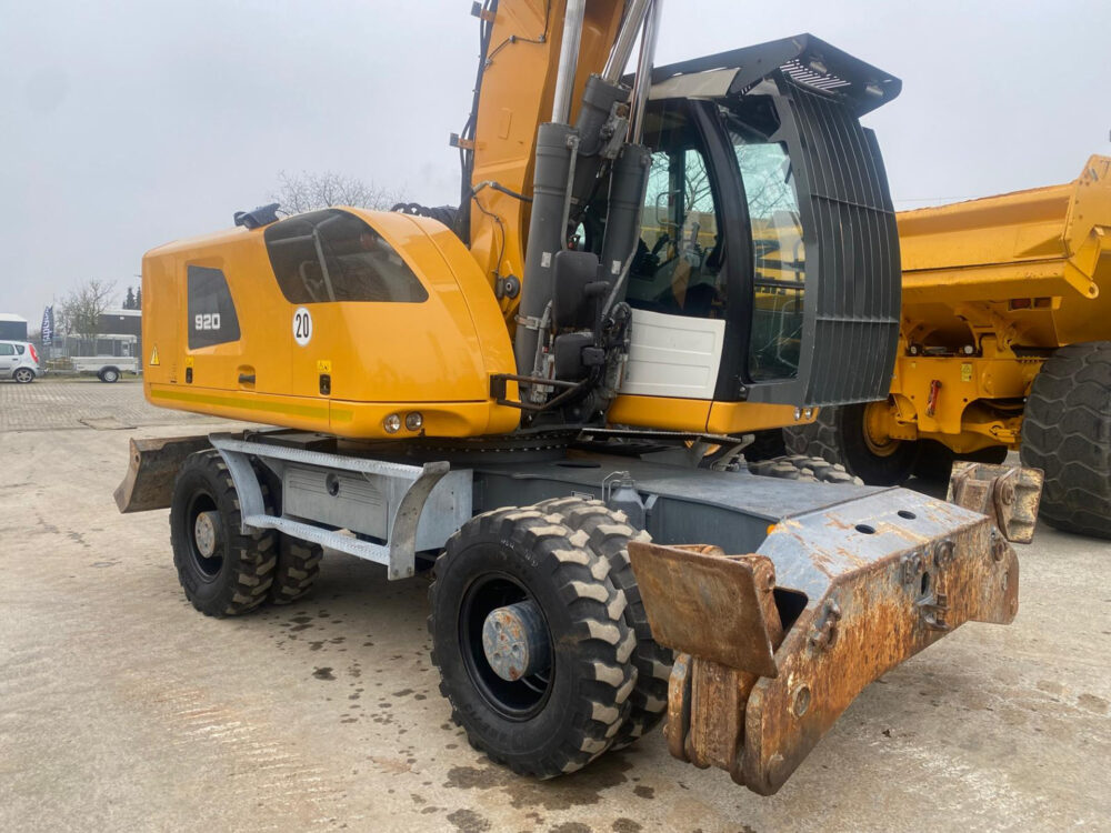 Liebherr A920 mobiele graafmachine