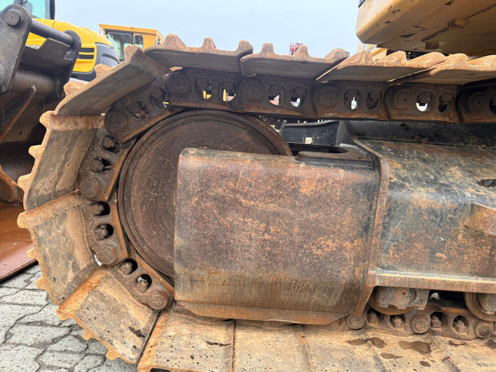 Caterpillar 323 07B rupsgraafmachine