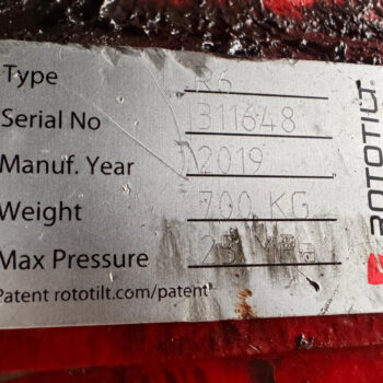 Caterpillar 323 07B rupsgraafmachine