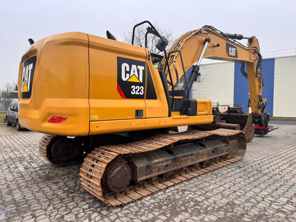 Caterpillar 323 07B rupsgraafmachine