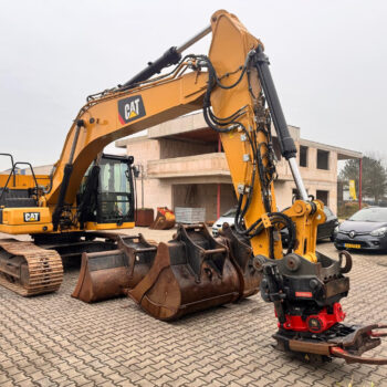 Caterpillar 323 07B rupsgraafmachine