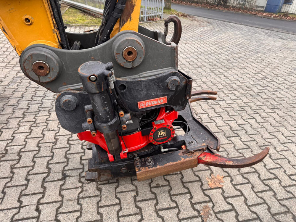 Caterpillar 323 07B rupsgraafmachine