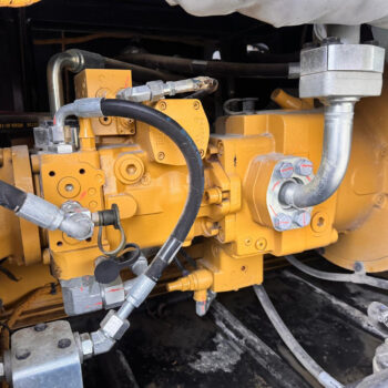 Caterpillar M320F mobiele graafmachine