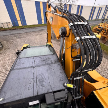 Caterpillar M320F mobiele graafmachine