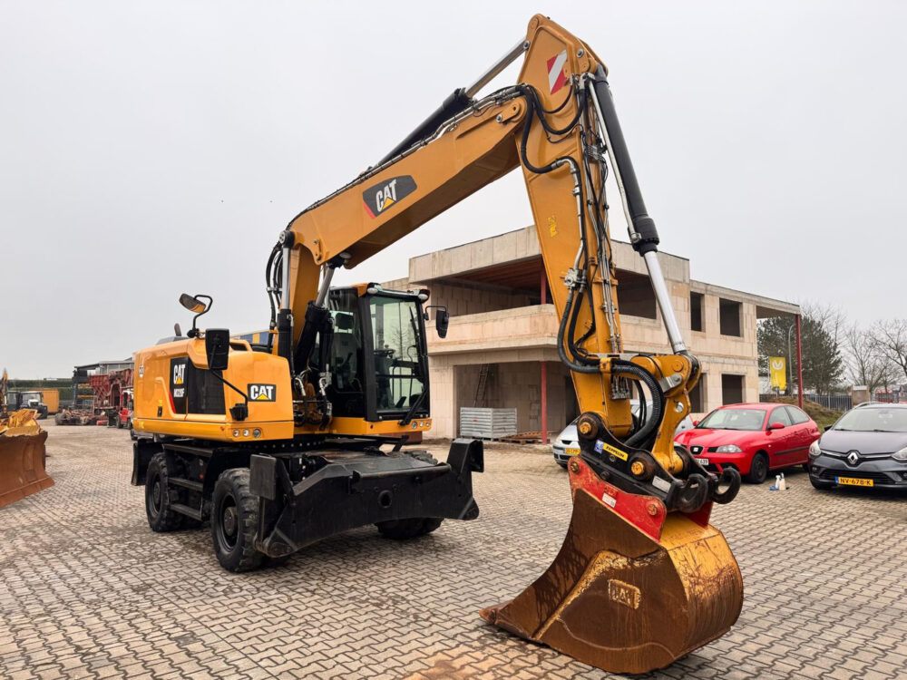 Caterpillar M320F mobiele graafmachine