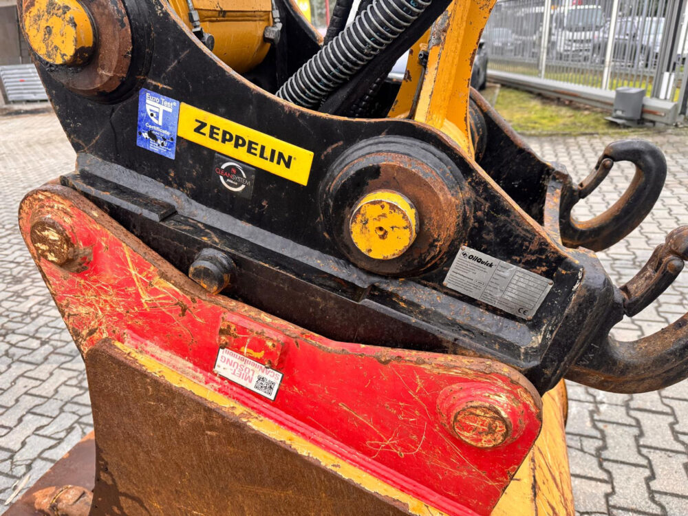 Caterpillar M320F mobiele graafmachine