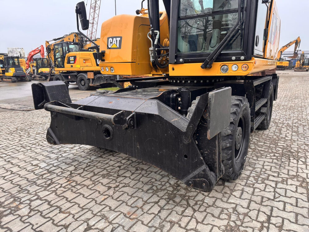 Caterpillar M320F mobiele graafmachine