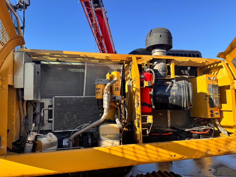 Caterpillar 330 C rupsgraafmachine