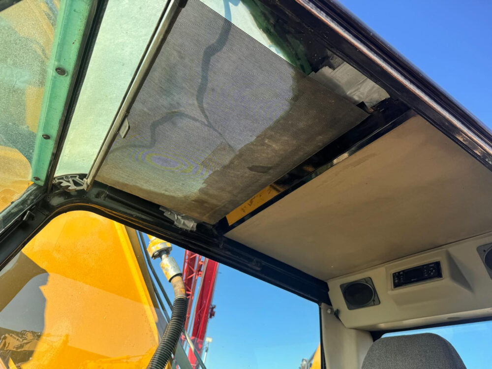 Caterpillar 330 C rupsgraafmachine