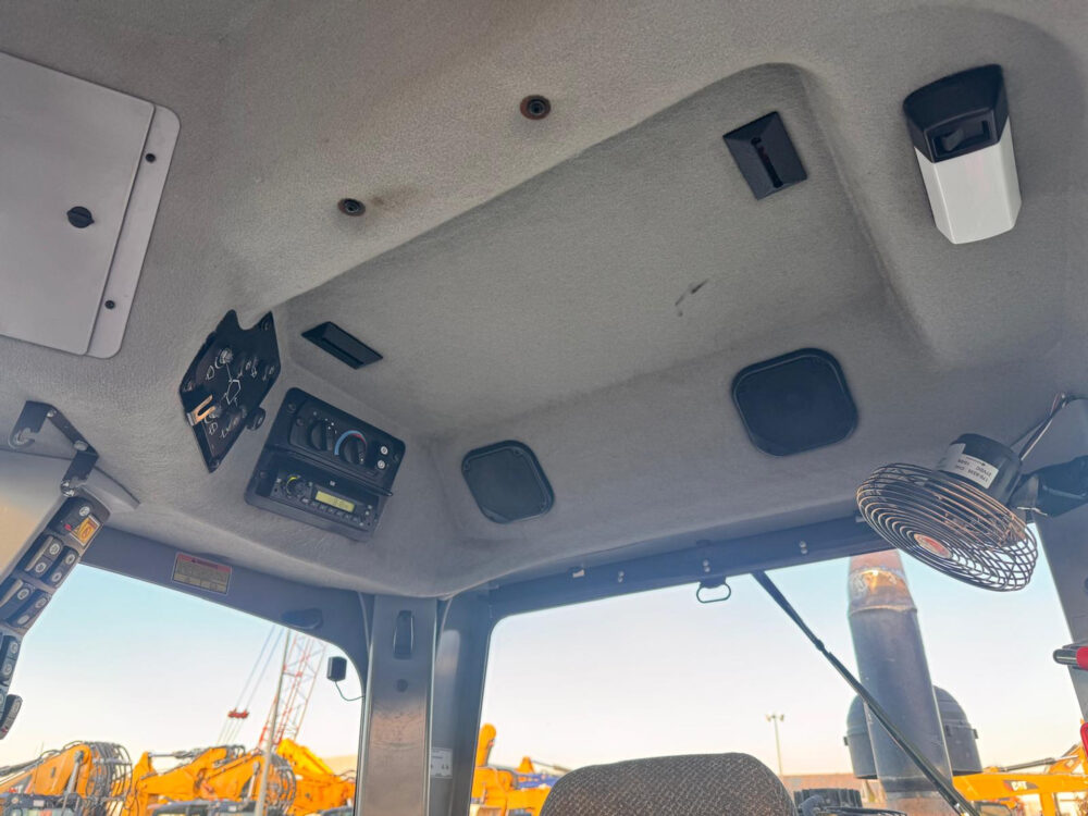 Caterpillar 140M grader