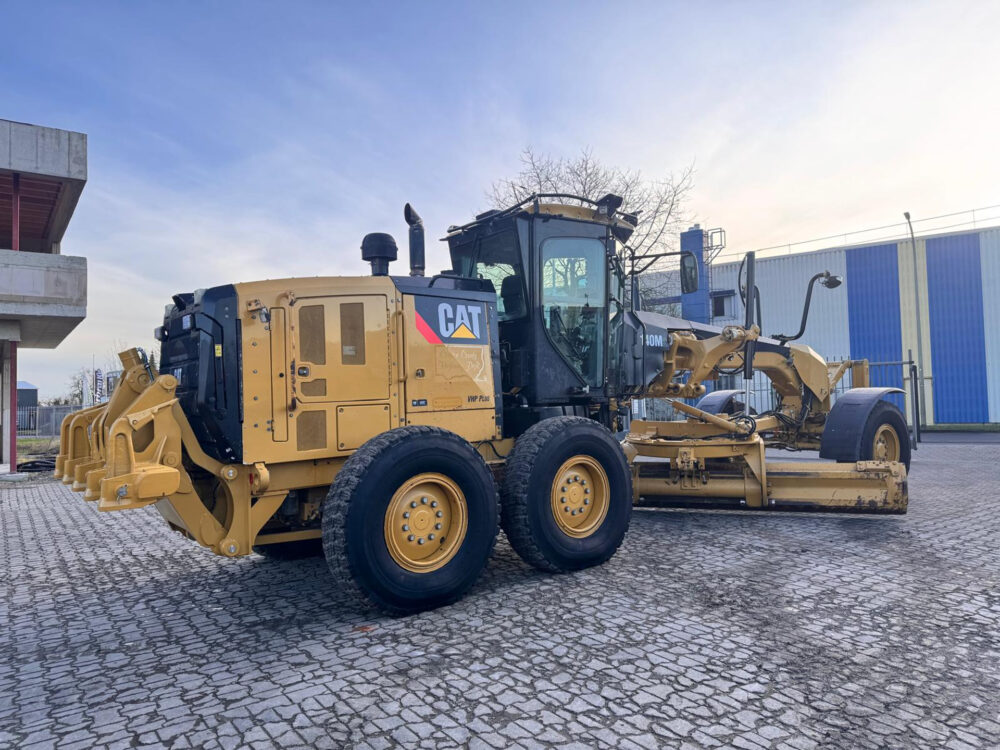 Caterpillar 140M grader