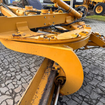 Caterpillar 140M grader