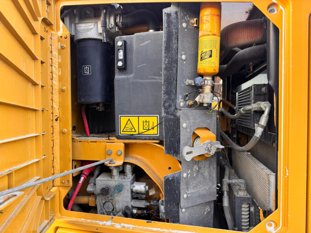 Caterpillar 140M grader