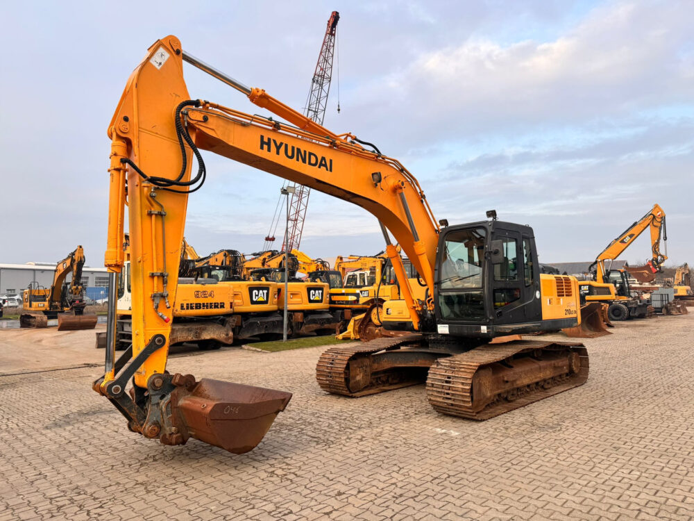 Hyundai R 210 LC-7 rupsgraafmachine