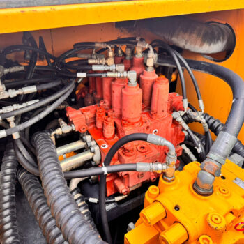 Hyundai R 210 LC-7 rupsgraafmachine