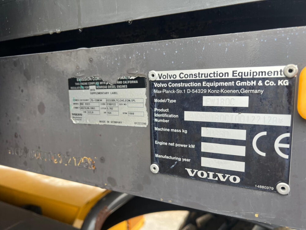 Volvo EW180 C mobiele graafmachine