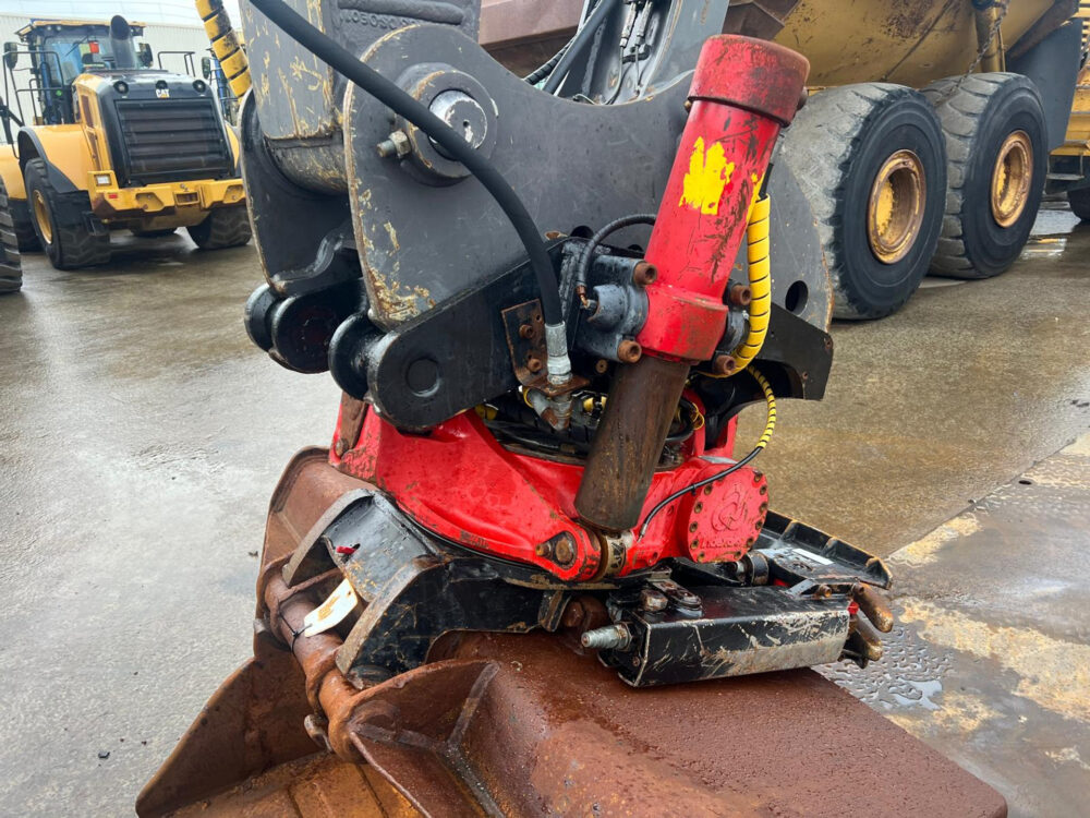 Volvo EW180 C mobiele graafmachine