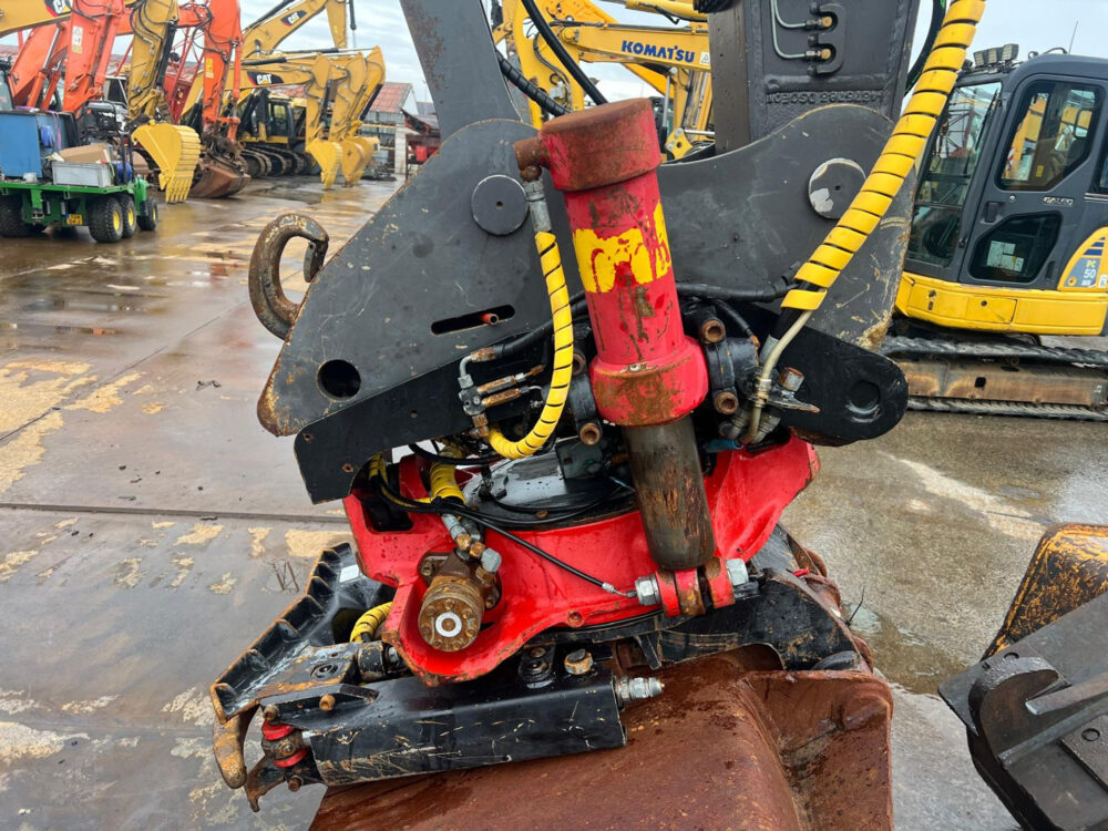 Volvo EW180 C mobiele graafmachine