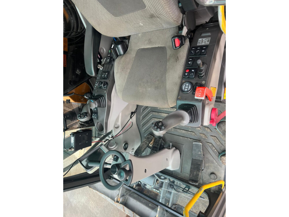 Volvo EW180 C mobiele graafmachine