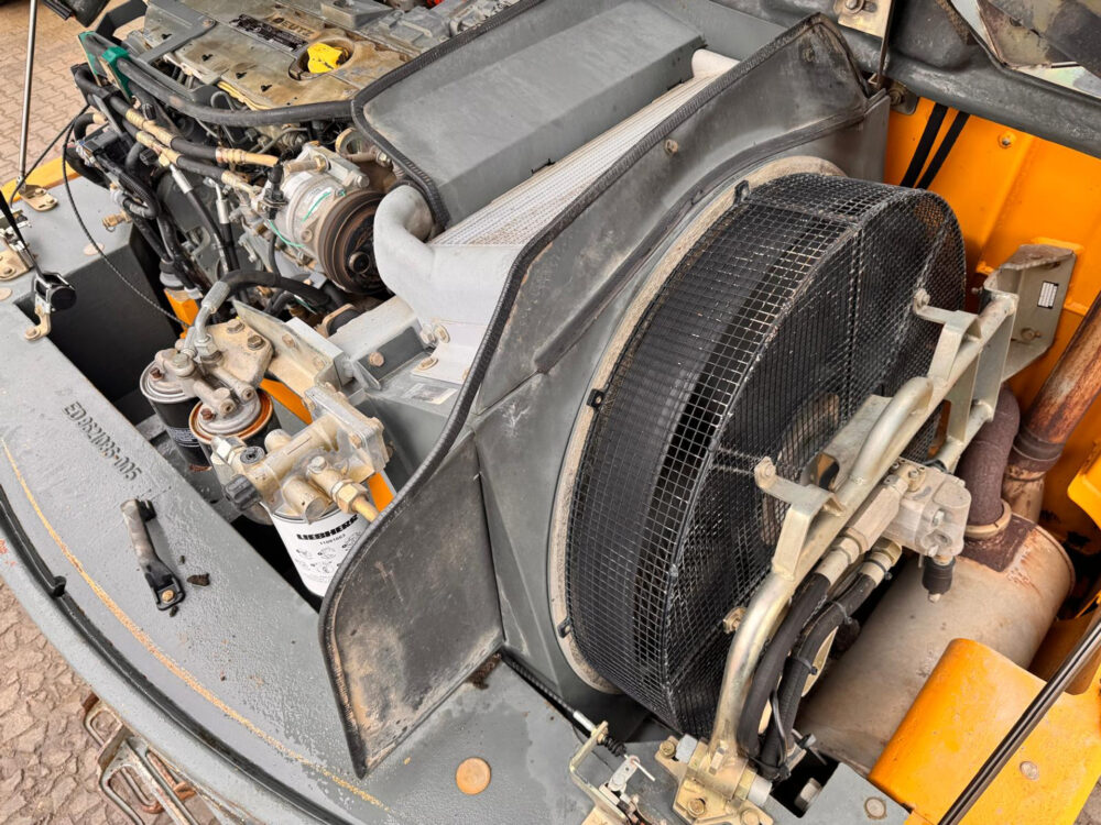 Liebherr A314 litro mobiele graafmachine