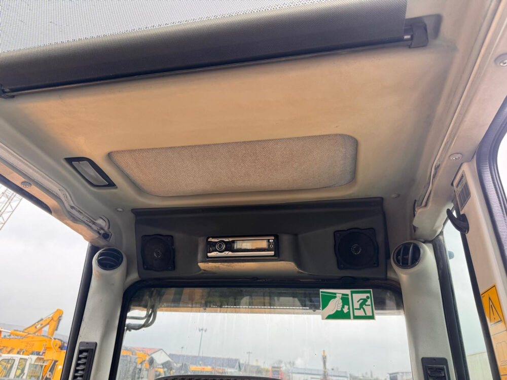 Liebherr A314 litro mobiele graafmachine