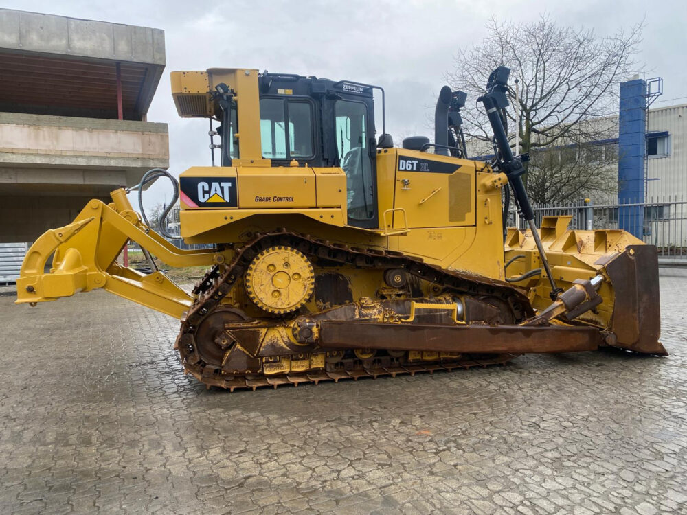Caterpillar D6T XL rupsdozer