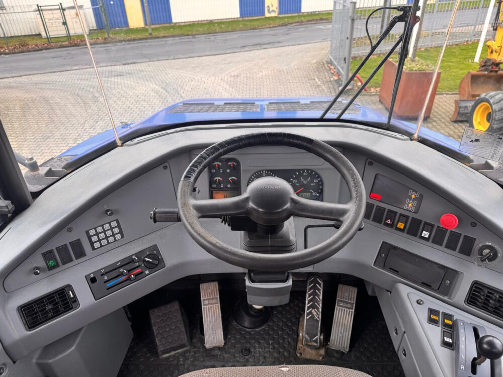 Volvo A25D 6×6 knikdumper