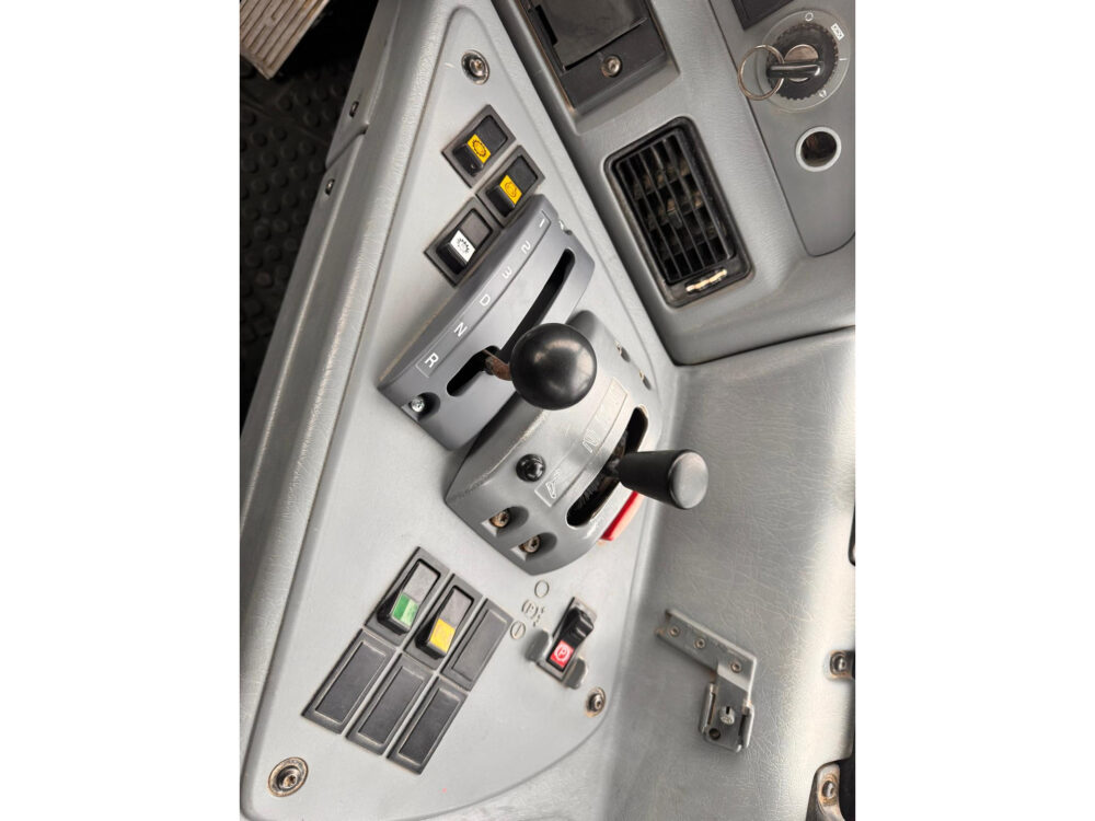 Volvo A25D 6×6 knikdumper