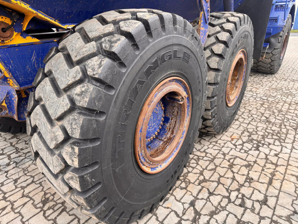 Volvo A25D 6×6 knikdumper