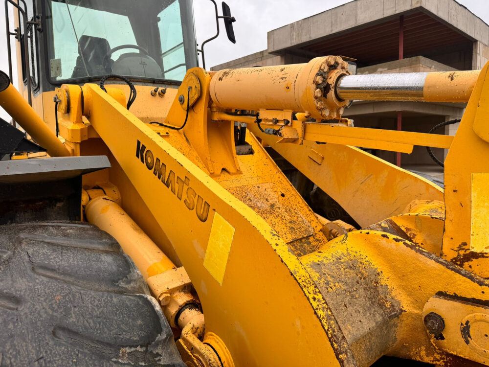 Komatsu WA 380-3 wiellader