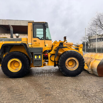 Komatsu WA 380-3 wiellader