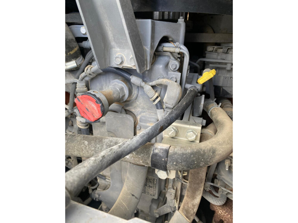 Hitachi ZX135 US-6 3 buckets + hammer