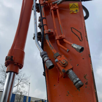 Hitachi ZX135 US-6 3 buckets + hammer