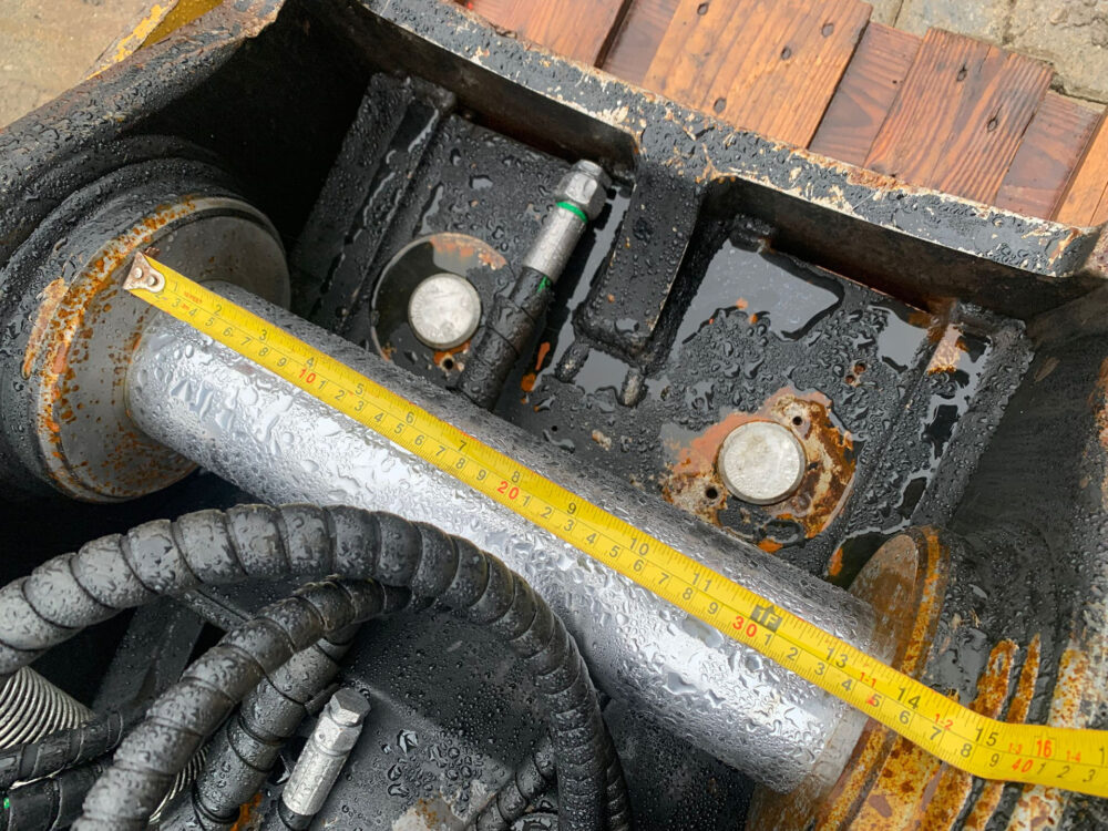 Oil Quick OQ70-55 Coupler ex CAT330F