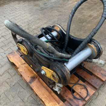 Oil Quick OQ70-55 Coupler ex CAT330F