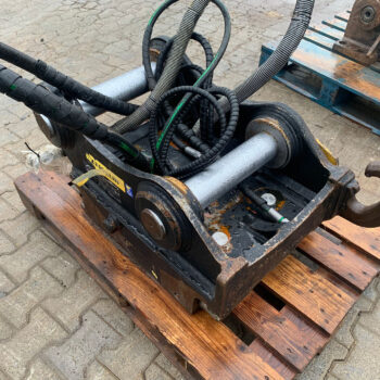 Oil Quick OQ70-55 Coupler ex CAT330F