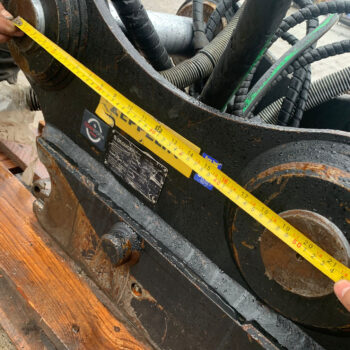 Oil Quick OQ70-55 Coupler ex CAT330F