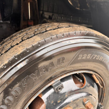 Mercedes 814 oprijwagen