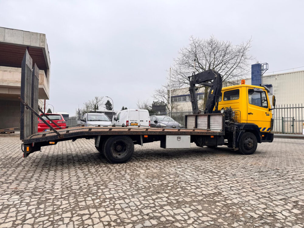 Mercedes 814 oprijwagen