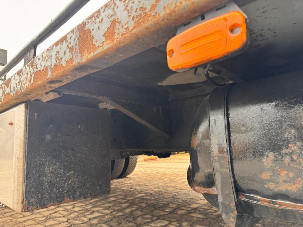 Mercedes 814 oprijwagen