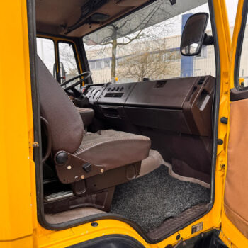 Mercedes 814 oprijwagen